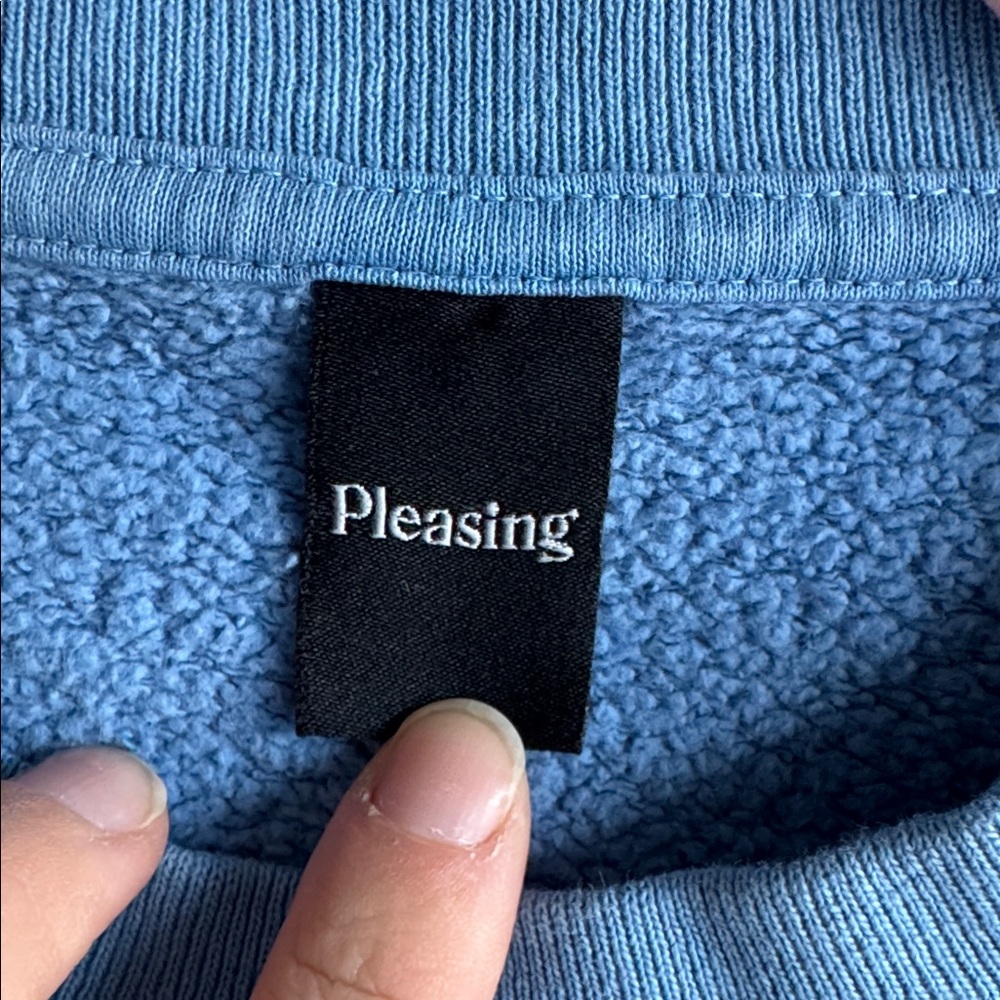 The Pleasing Frog Flower Crewneck Sweatshirt Adult Size Medium Sky Blue Cotton - Picture 3 of 5
